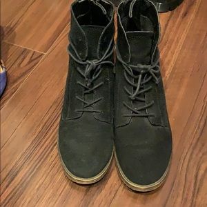 Steve Madden boots